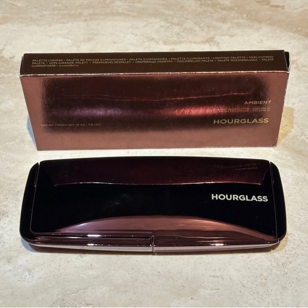 Hourglass includes shipping box